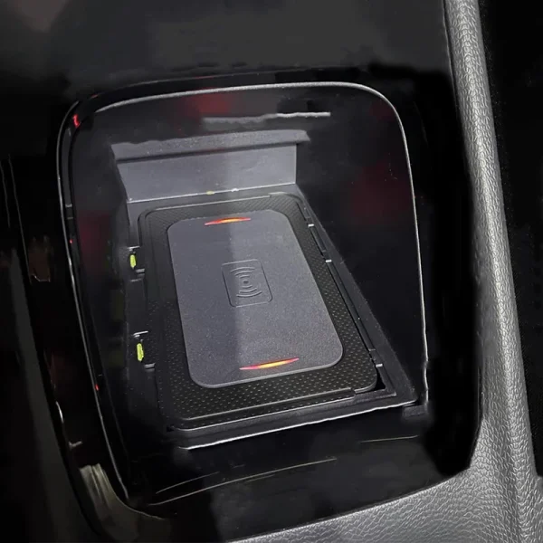 15W-Car-wireless-charger-QI-phone-charger-fast-charger-charging-pad-panel-for-VW-ID3-ID3X